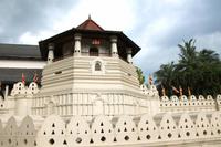 Besuch des Heiligen Zahntempels in Kandy